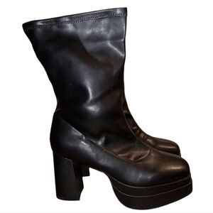 Fashion to Figure Heeled Boot 13wide. Worn once.